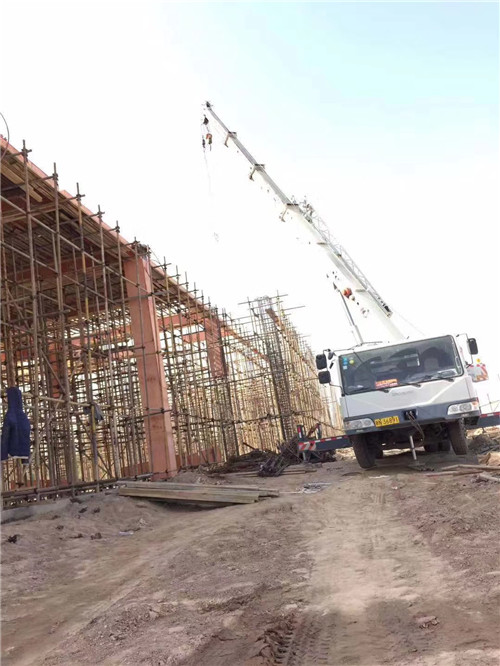 胡杨河市25 吨、50 吨吊车怎么选？多大重量 / 半径适合对应车型？