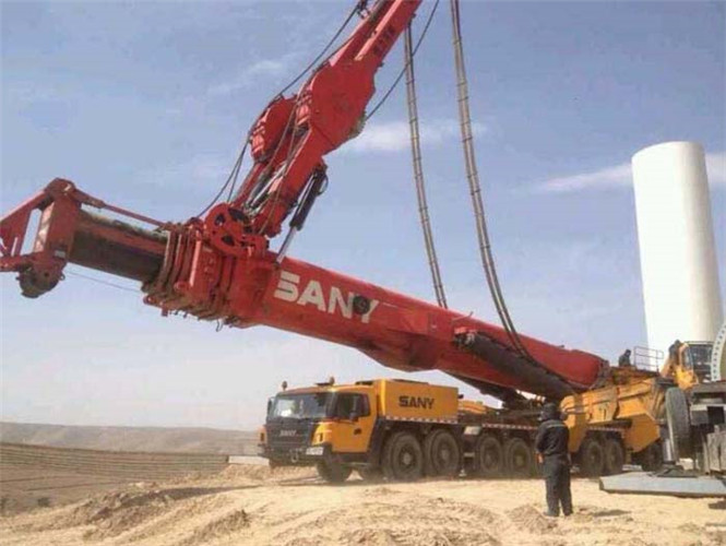 胡杨河市作业场地不达标（如地面松软），公司会提供解决方案吗？